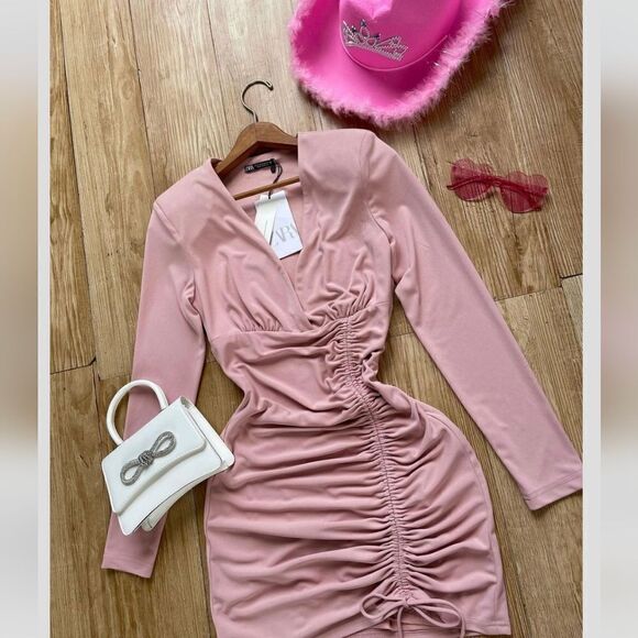 BLOGGERS FAV🎀 NTW ZARA PALE PINK DRAPPED MINI DRESS - Picture 1 of 10